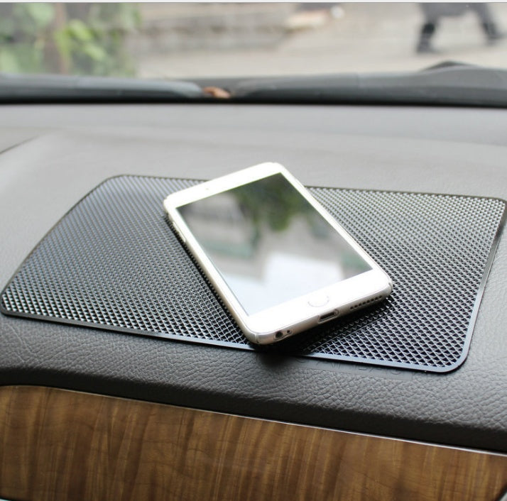 Premium Non-Slip Car Dashboard Mat - Large Mesh Pattern