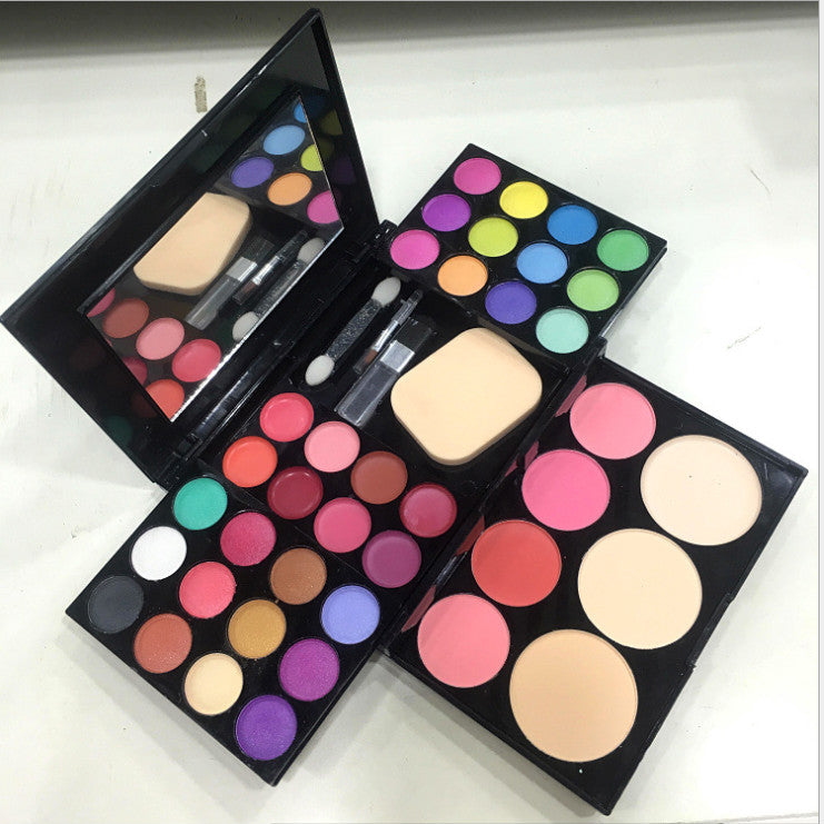 Luxury All-in-One Makeup Palette