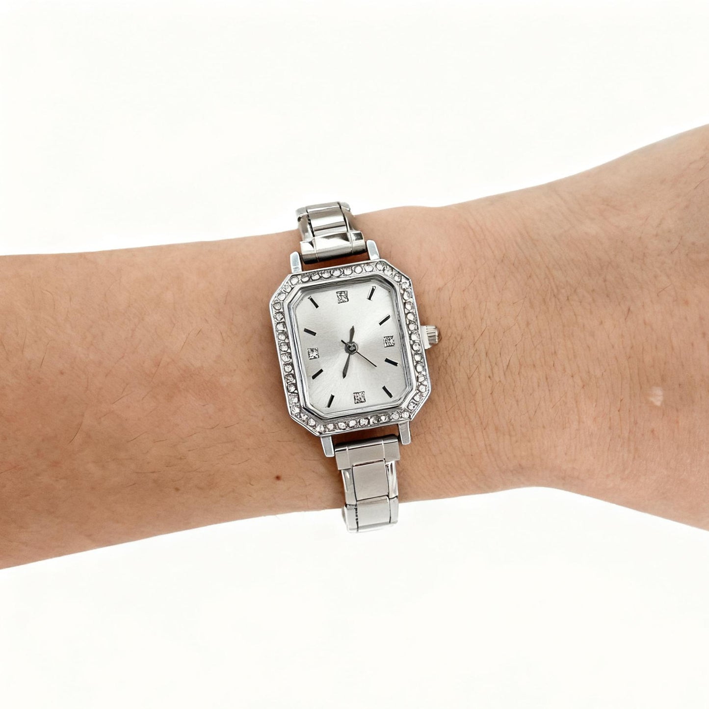 Stylish Square Watch For Women With A Chic Diamond-embellished DesignDIY Customizable