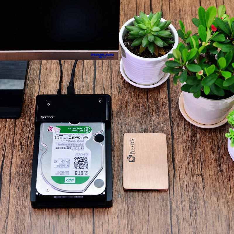 Universal 2.5" & 3.5" SATA External Mobile Hard Disk Box