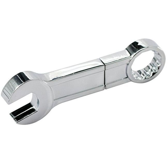 Plum Blossom Wrench USB 3.0 Flash Drive - Customizable Business Gift