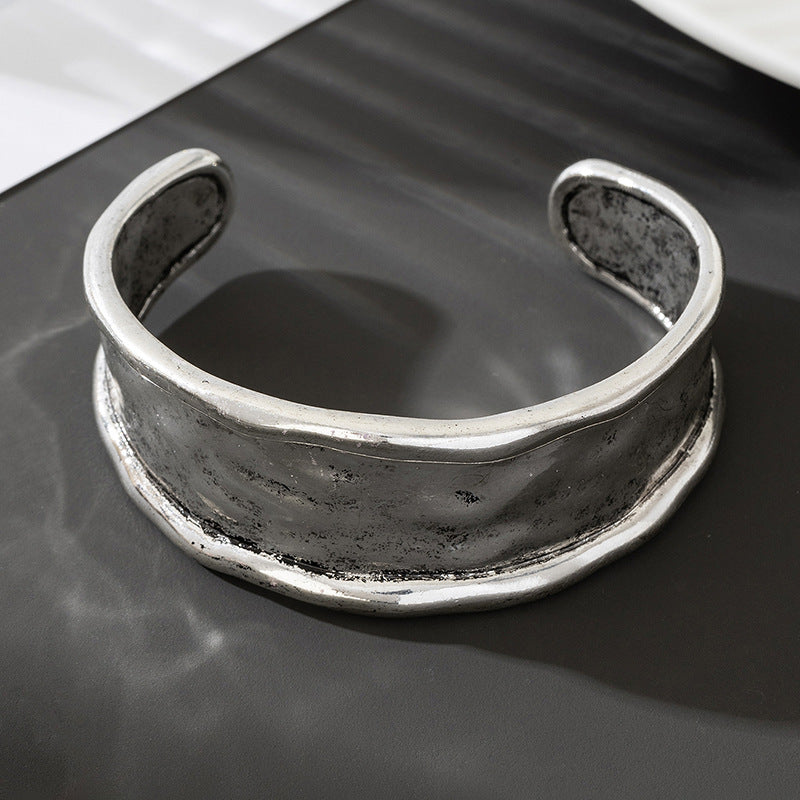 Heavy-duty Textured Curved Distressed Bracelet