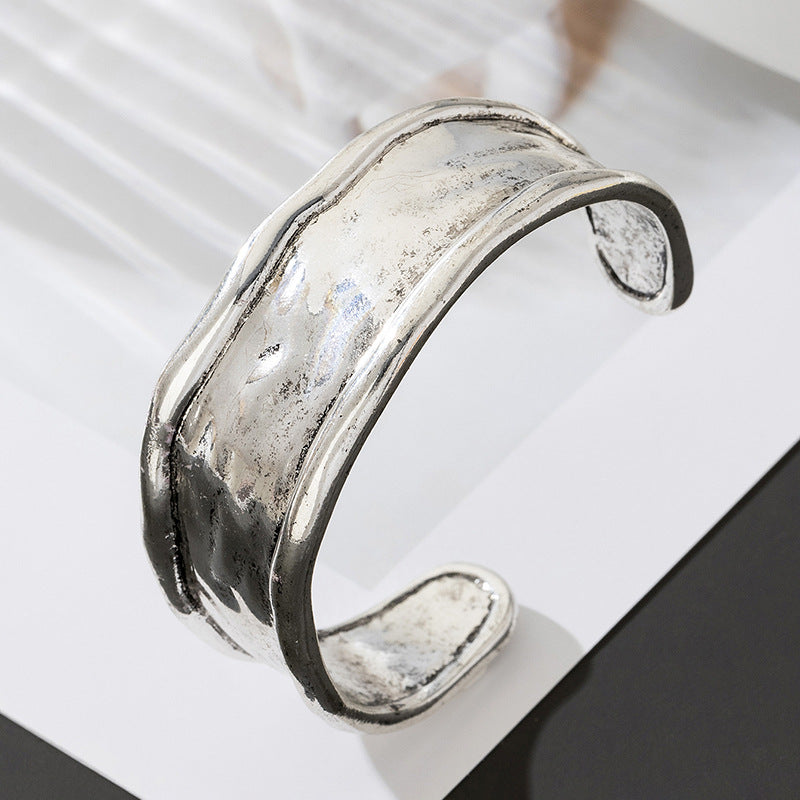 Heavy-duty Textured Curved Distressed Bracelet