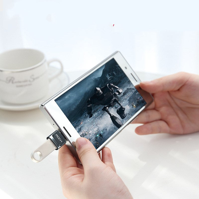 USB-C to Lightning Adapter