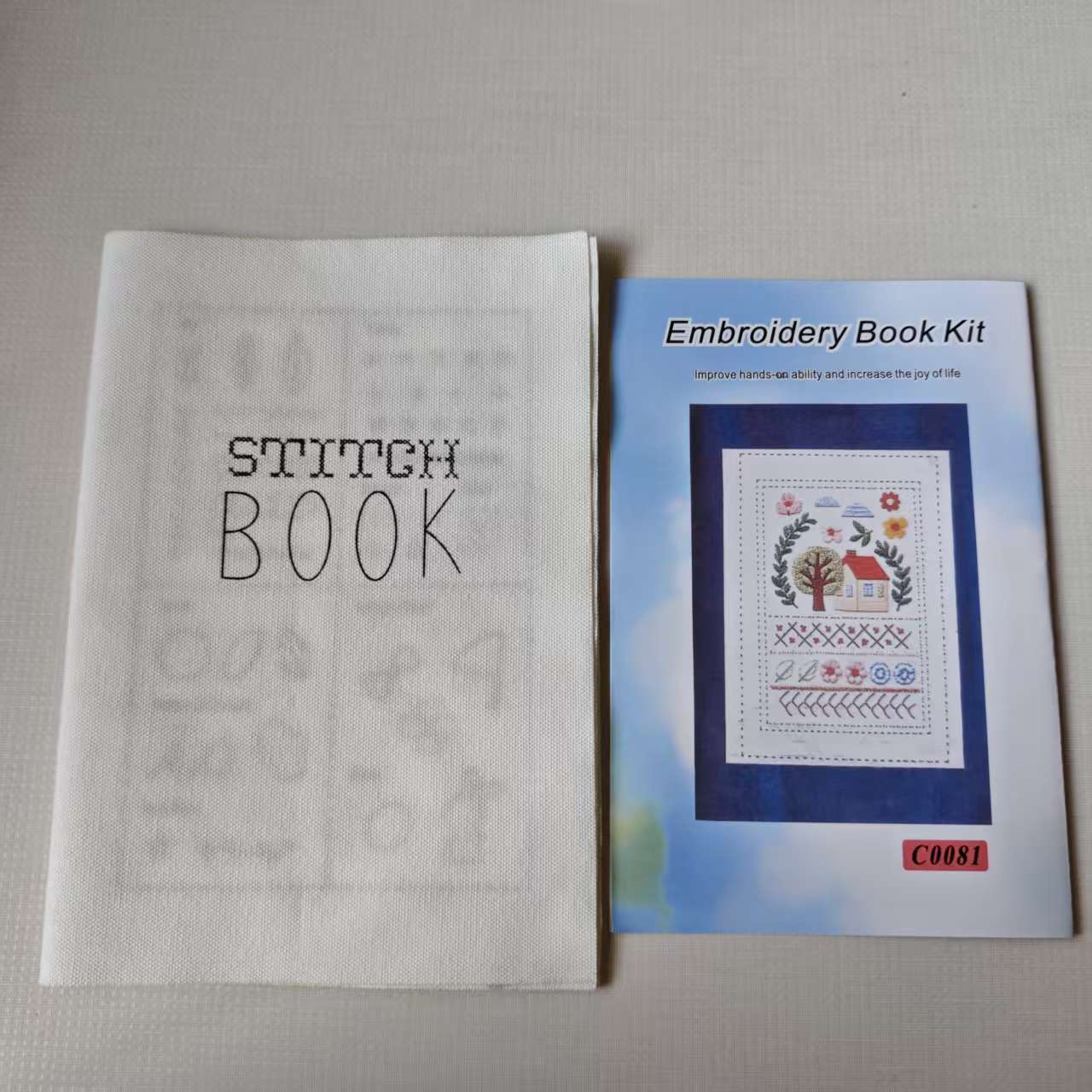 Needle and thread loose-leaf book