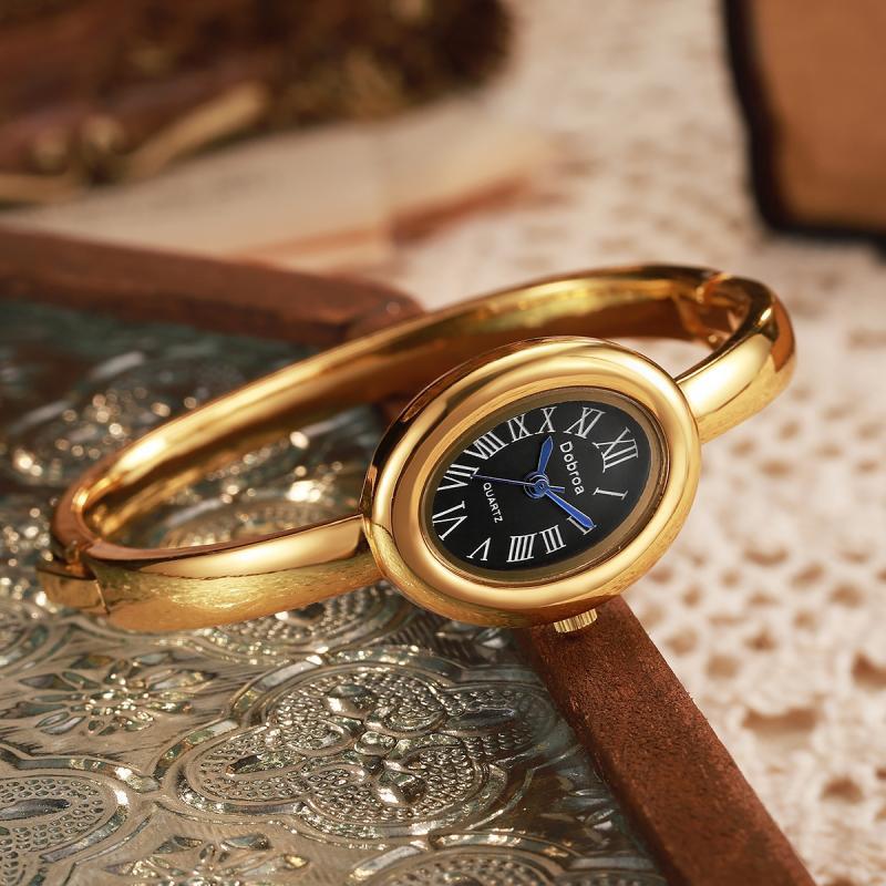 Light-luxury Niche Oval Womens Watch With A Rose Gold Diamond Bezel