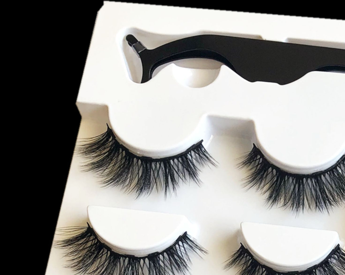 Luxurious Magnetic False Eyelashes - Effortless Beauty