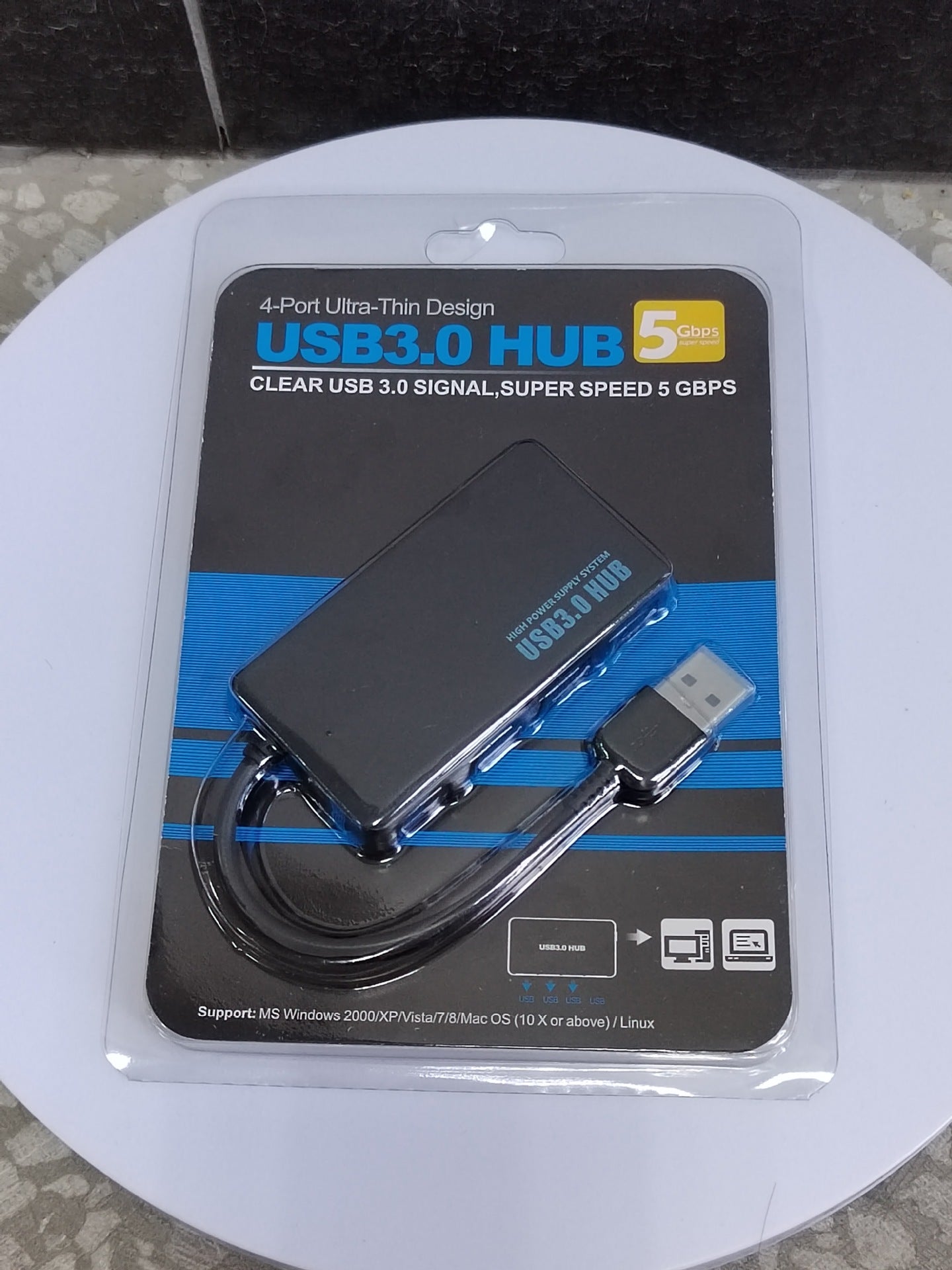 One-to-four-port Multi-computer USB Extender